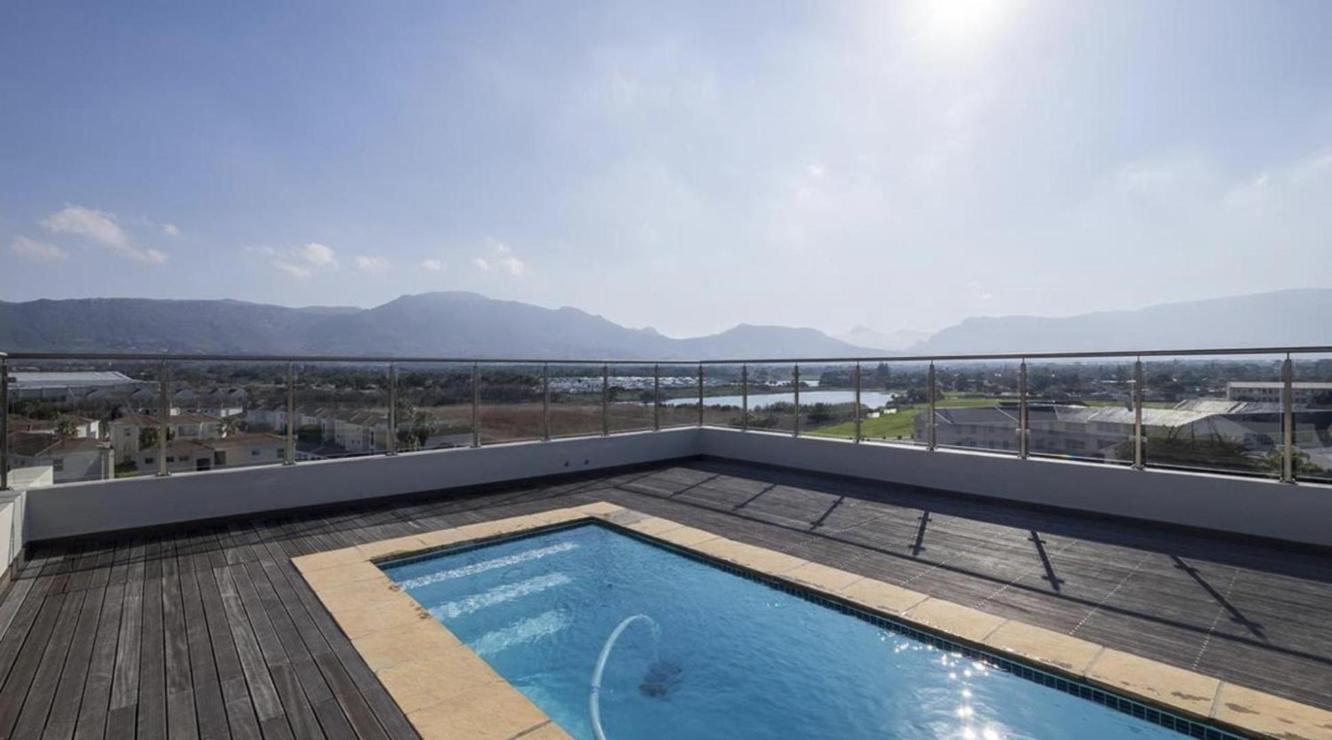 Apartment Immaculate 2-bed In Cape Town